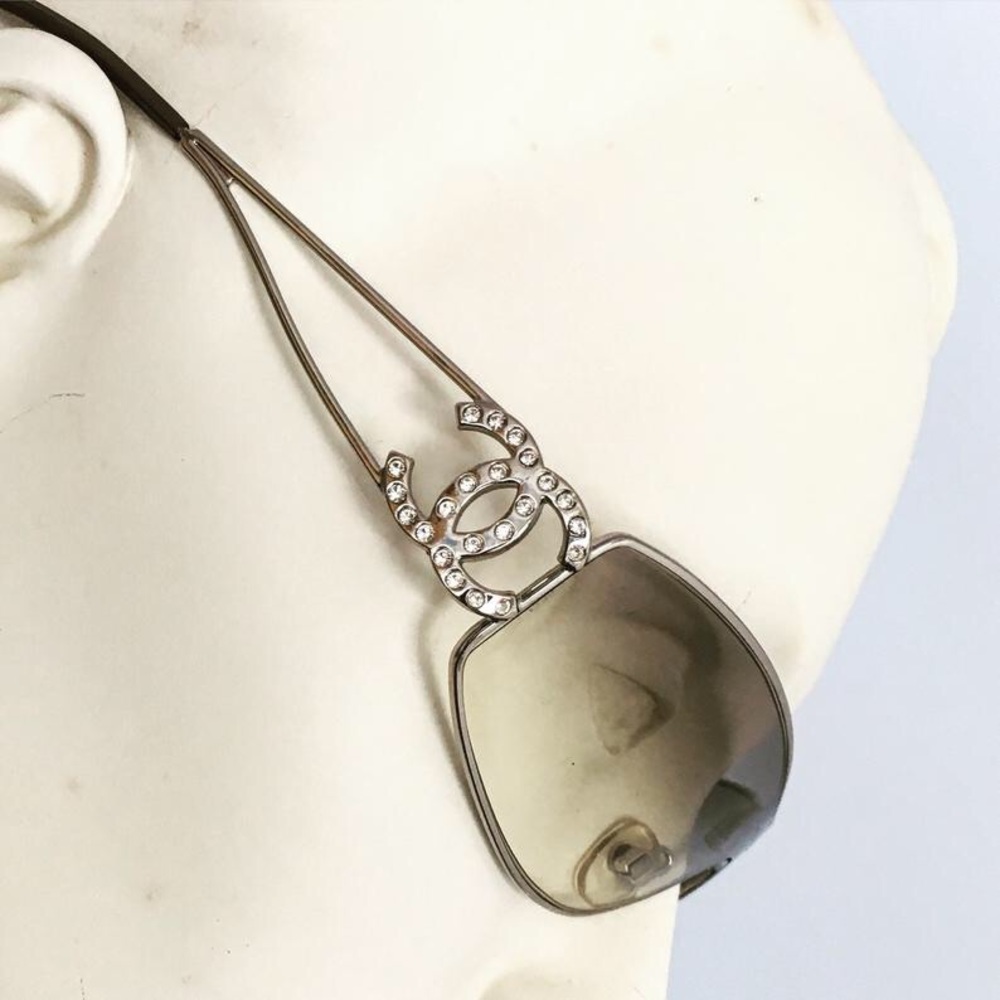 Chanel rimless small sunglasses Y2K gold vintage